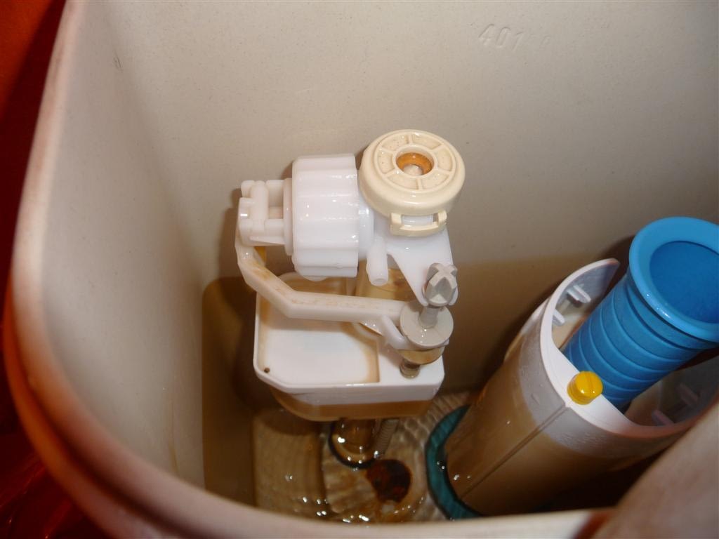 chasse d'eau qui fuit Allo Direct Depannage chasse d'eau qui fuit Allo Direct Depannage